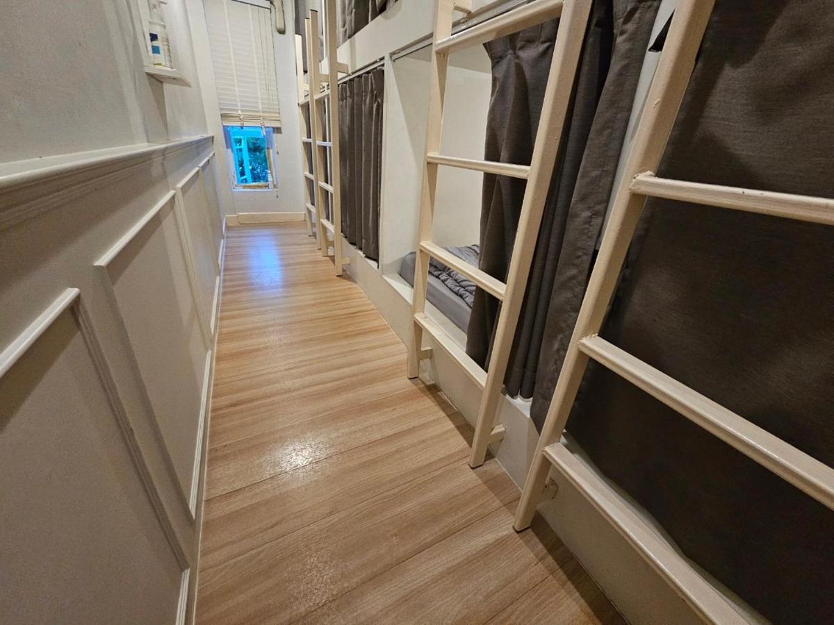 Ratana Boutique Hostel Бангкок Экстерьер фото